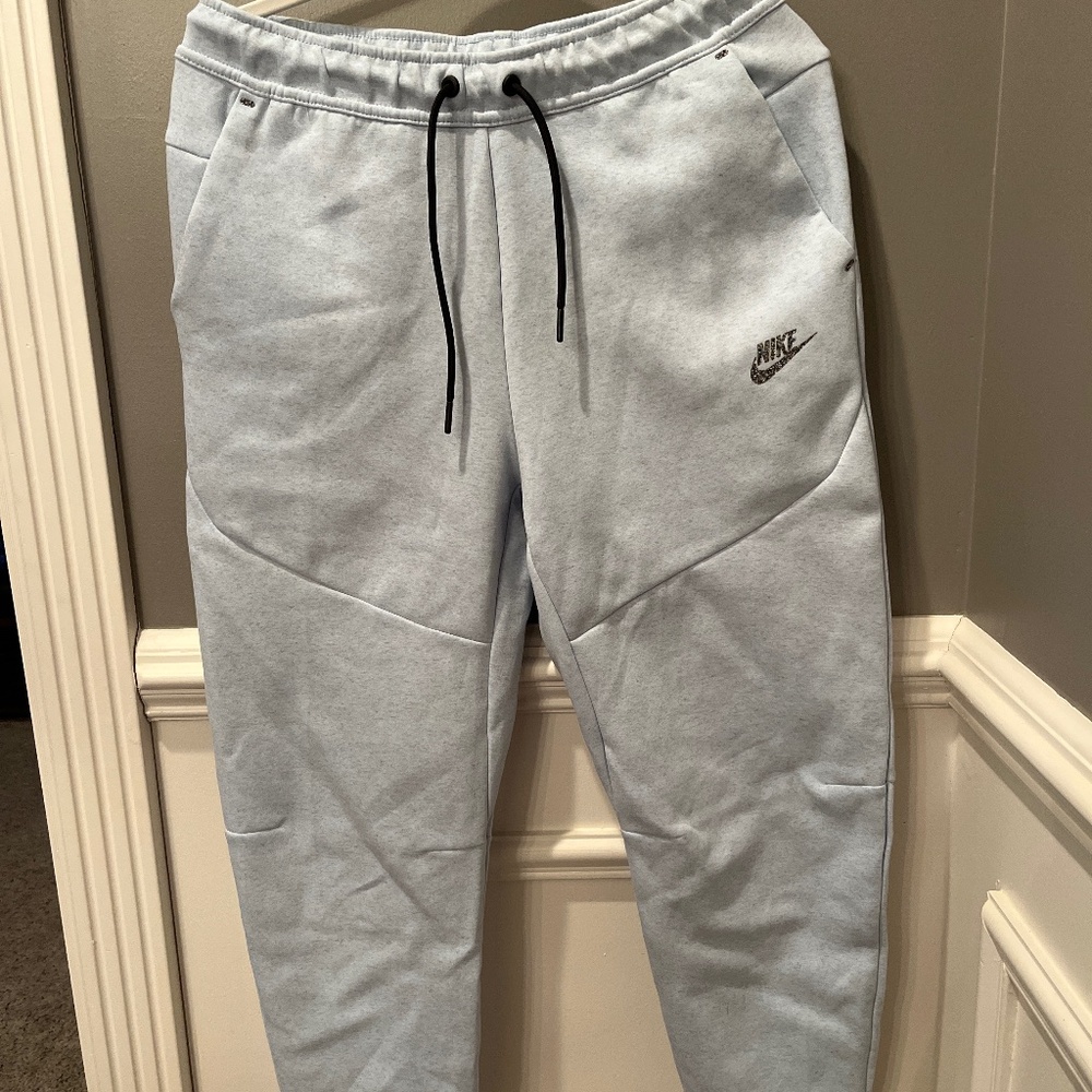 Nike tech fleece men’s joggers